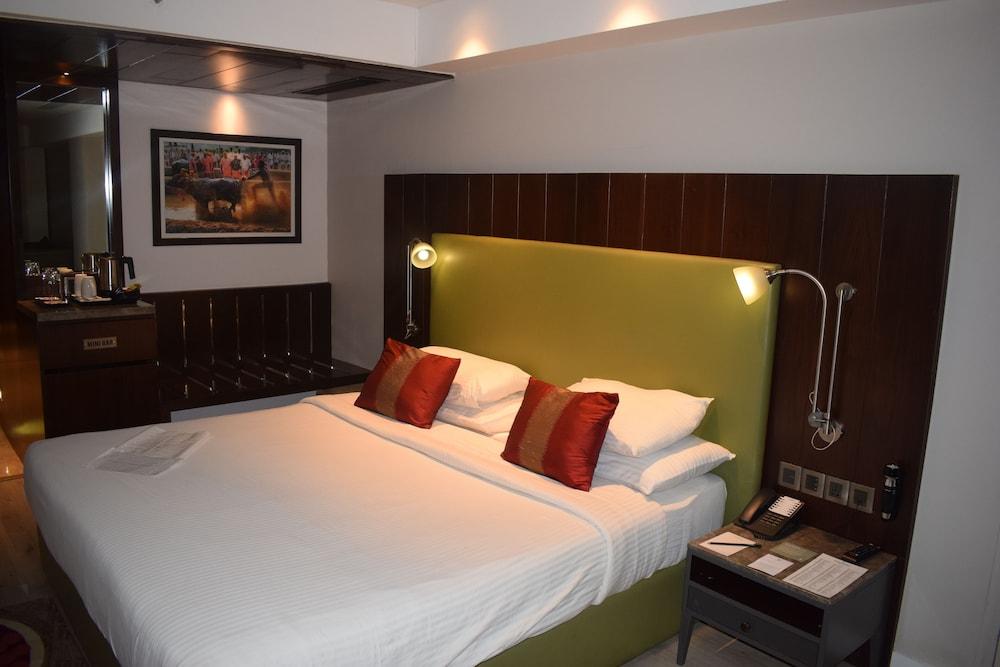 Country Inns & Suites By Radisson Manipal Extérieur photo