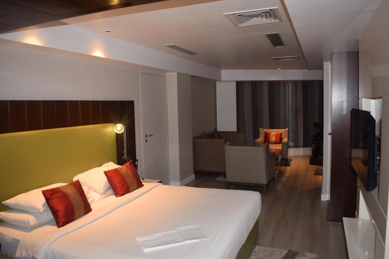 Country Inns & Suites By Radisson Manipal Extérieur photo