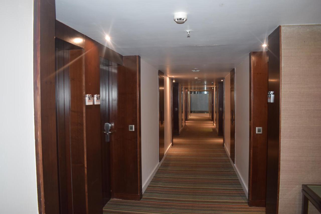 Country Inns & Suites By Radisson Manipal Extérieur photo